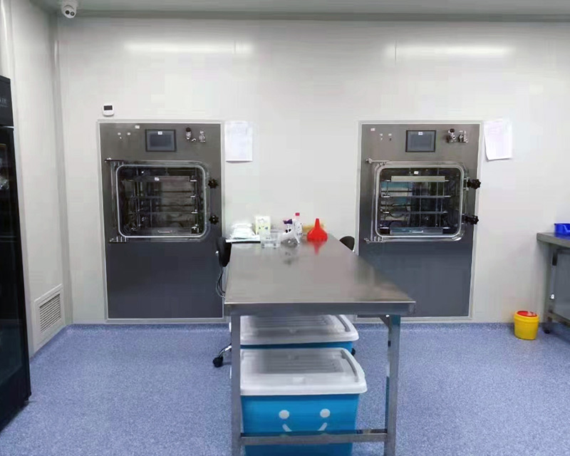https://vikumer.com/wp-content/uploads/2023/10/Laboratory-Freeze-Dryer-BFD-10-03S-Clean-Room.jpg